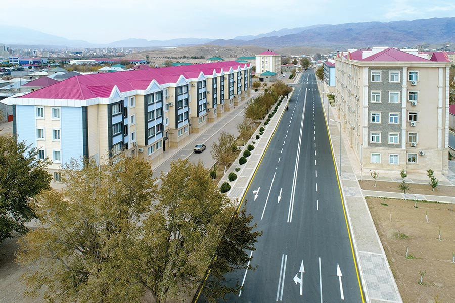 Culfa şəhərində 11 yaşayış binası yenidən qurulub<font color=red> - FOTOLAR</font>