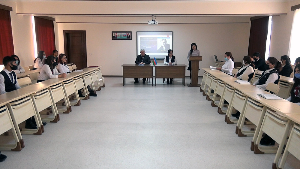 Cek Londonun “Həyat eşqi” hekayəsinin müzakirəsi olub<font color=red> - FOTOLAR</font>