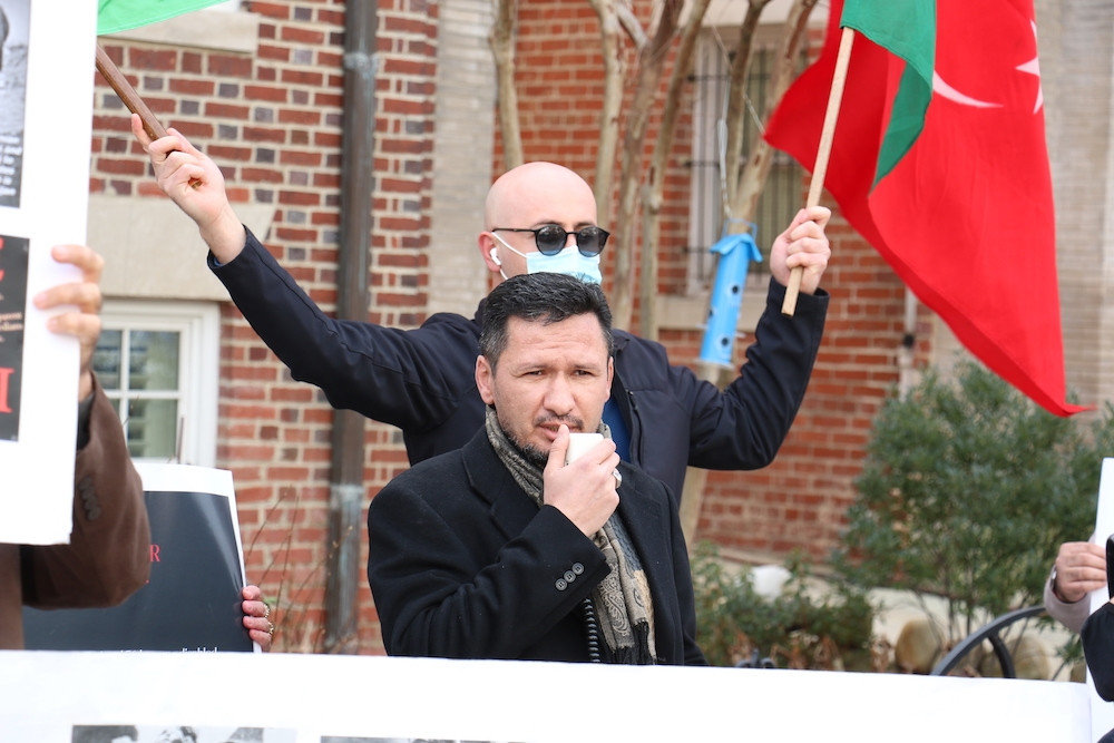 Xocalı soyqırımının 29-cu ildönümü ilə əlaqədar Ermənistanın Vaşinqtondakı səfirliyi qarşısında etiraz aksiyası keçirilib<font color=red> - FOTOLAR</font>