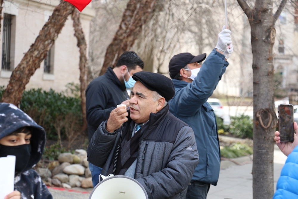 Xocalı soyqırımının 29-cu ildönümü ilə əlaqədar Ermənistanın Vaşinqtondakı səfirliyi qarşısında etiraz aksiyası keçirilib<font color=red> - FOTOLAR</font>