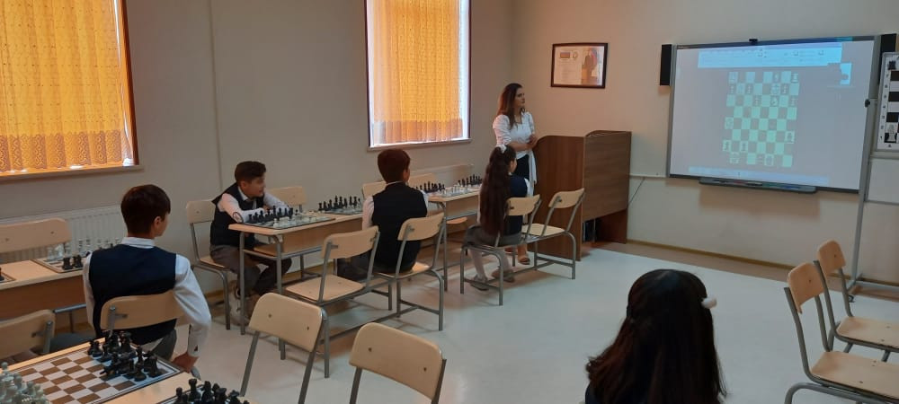 Naxçıvan məktəbliləri üçün şahmat üzrə növbəti interaktiv dərs baş tutub<font color=red> - FOTOLAR</font>