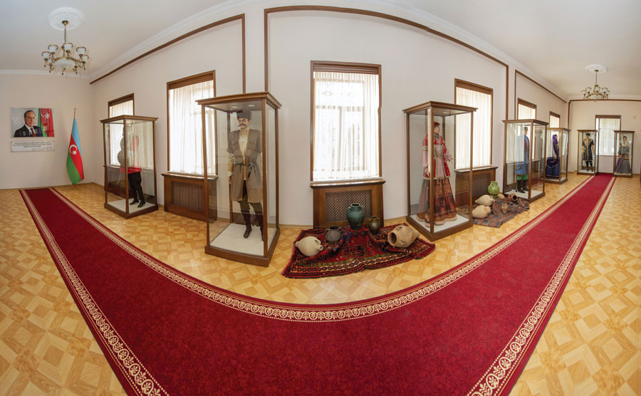 18 may - Beynəlxalq Muzeylər Günüdür<font color=red> - FOTOLAR</font>