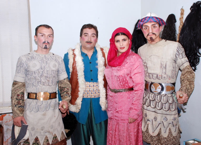 Teatrı məbəd sayan aktyor: Cəbrayıl Nəbiyev - 60<font color=red> - FOTOLAR</font>