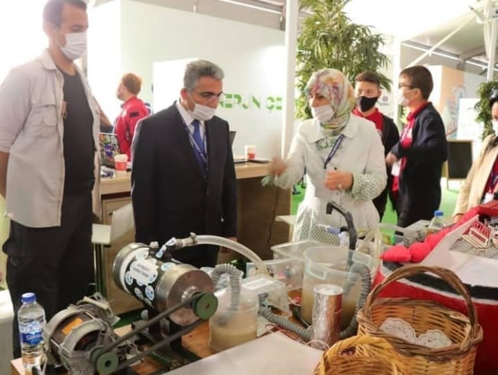 Naxçıvan Muxtar Respublikasının Təhsil naziri "TEKNOFEST-2021"də iştirak edir<font color='red'> - YENİLƏNƏCƏK</font><font color=red> - FOTOLAR</font>