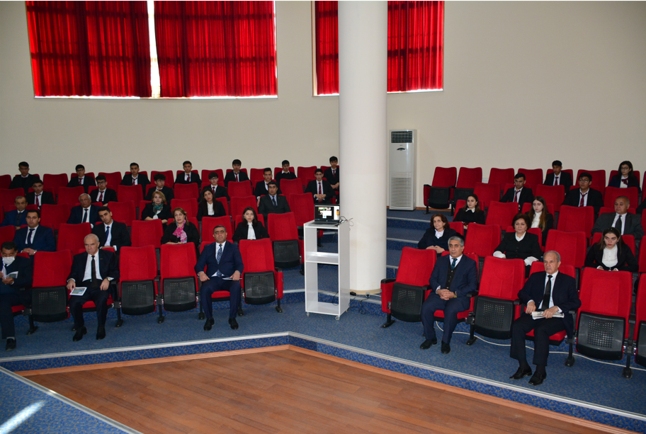 NDU-da beynəlxalq elmi konfrans: “Naxçıvan beynəlxalq ticarət və logistika mərkəzi kimi”<font color=red> - FOTOLAR</font>