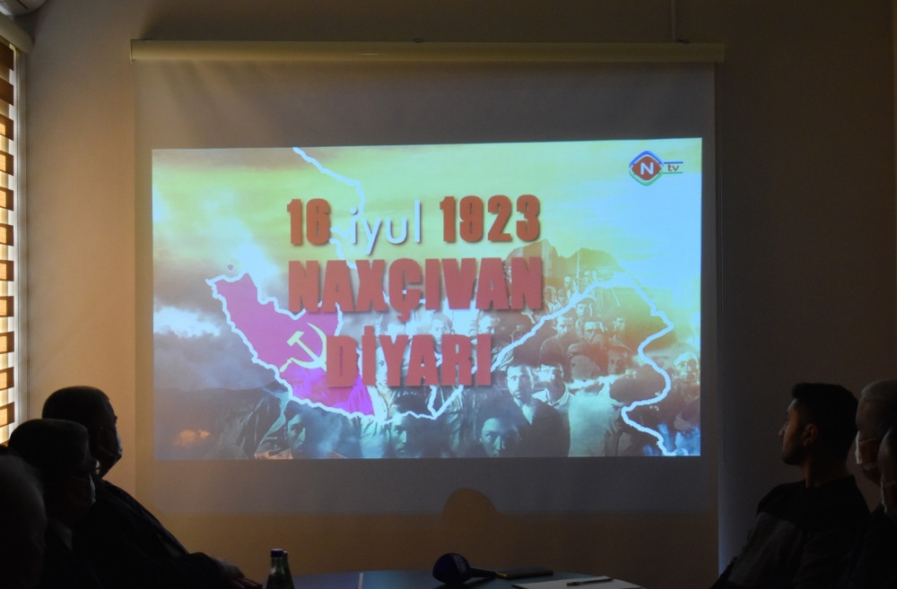 Naxçıvan Muxtar Respublikasının 98 illiyi münasibətilə tədbir keçirilib<font color=red> - FOTOLAR</font>