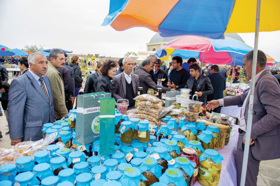 Sosial rifahın yüksəldilməsinə xidmət edən siyasət Naxçıvanda əhalinin məskunlaşmasında mühüm rol oynayır<font color=red> - FOTOLAR</font>