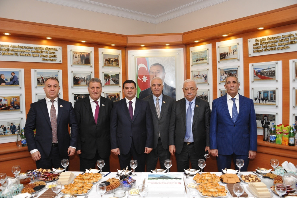 Naxçıvanın Bakıdakı daimi nümayəndəliyinin 30 illiyi münasibətilə yubiley tədbiri keçirilib<font color='red'> - YENİLƏNİB</font><font color=red> - FOTOLAR</font>