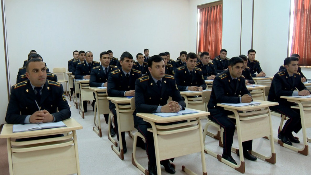 Polis kursantların ekspertiza sahəsində bilikləri təkmilləşdirilir<font color=red> - FOTOLAR</font>