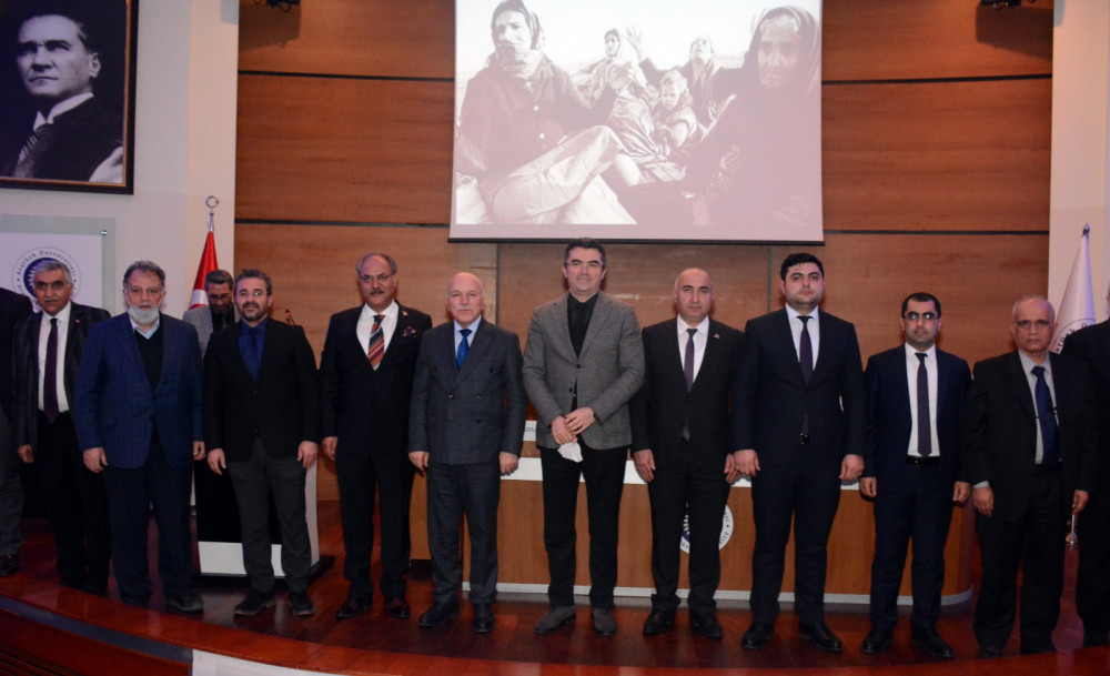 Türkiyənin Ərzurum şəhərində Xocalı soyqırımı qurbanlarının anım mərasimi təşkil edilib<font color=red> - FOTOLAR</font>