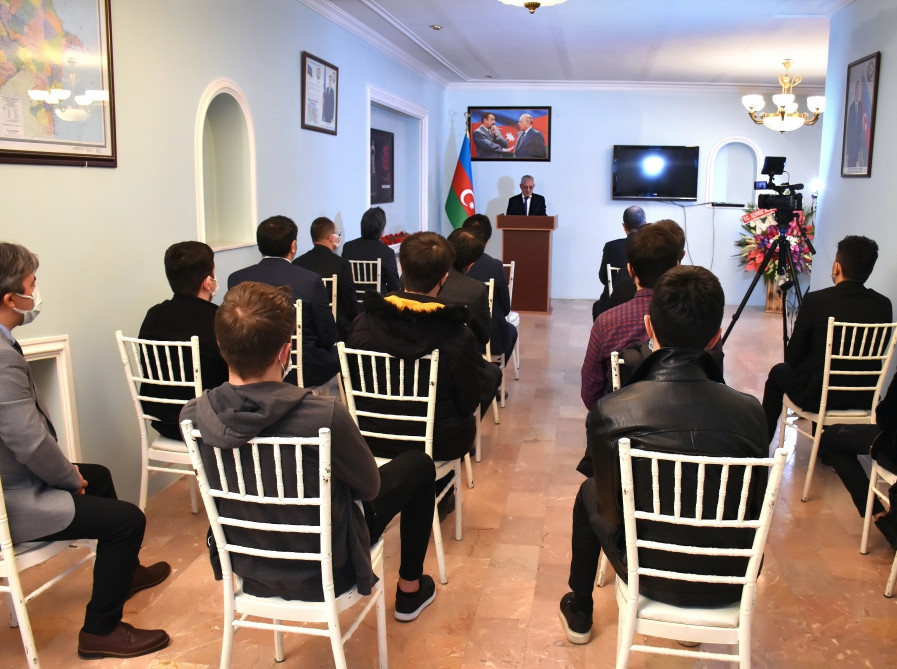 Təbrizdə Xocalı soyqırımının 30-cu ildönümü  ilə əlaqədar tədbir keçirilib<font color=red> - FOTOLAR</font>