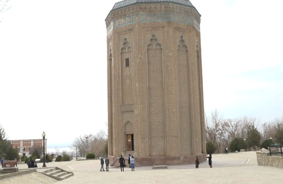 “Ailə rifahı naminə qadınları maarifləndirək” layihəsinin açılış konfransı olub<font color=red> - FOTOLAR</font>