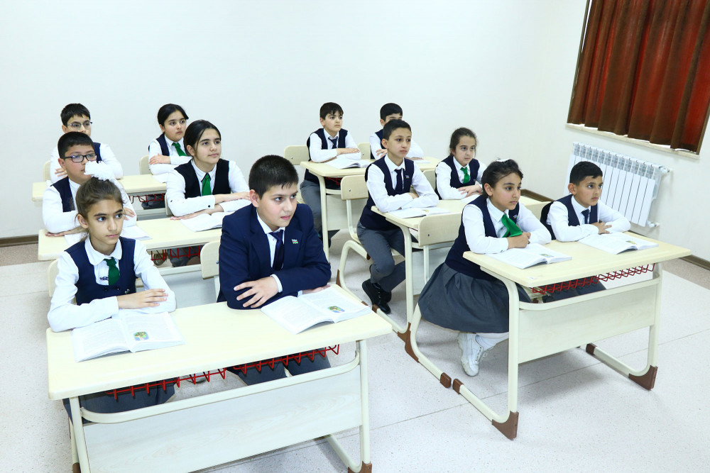 İstiqlal şairi Əhməd Cavadın həyat və yaradıcılığına həsr olunan interaktiv dərs keçirilib<font color=red> - FOTOLAR</font>