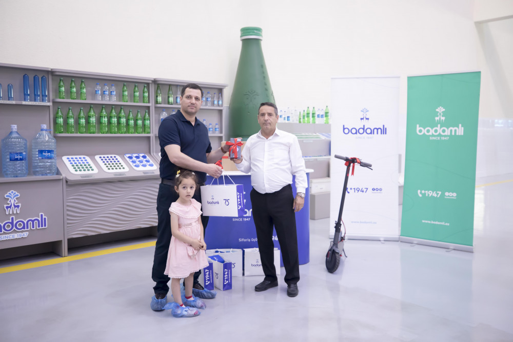 "Badamlı 75" lotereyasının 2-ci tirajının qaliblərinə hədiyyələr təqdim edilib<font color=red> - FOTOLAR</font>