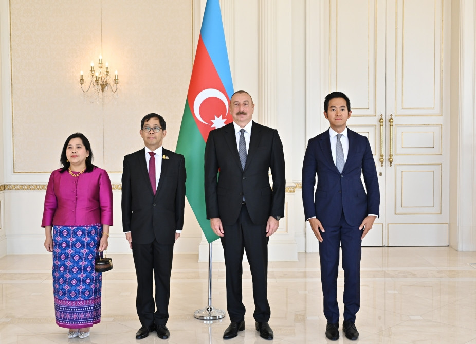 Prezident İlham Əliyev Tailandın Azərbaycanda yeni təyin olunan səfirinin etimadnaməsini qəbul edib <font color='red'> - YENİLƏNİB</font><font color=red> - FOTOLAR</font>