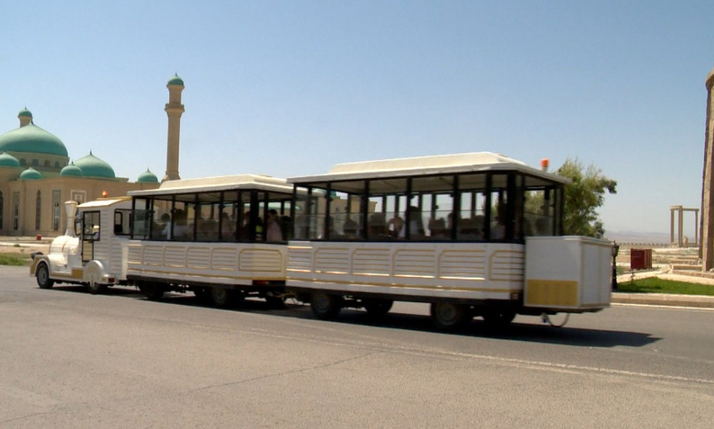 Xüsusi kateqoriyadan olan uşaqların gəzintisi təşkil olunub<font color=red> - FOTOLAR</font>