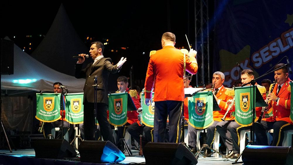 Hərbi İnstitutun orkestr heyəti Türkiyədə beynəlxalq festivalda iştirak edir<font color=red> - FOTOLAR</font>