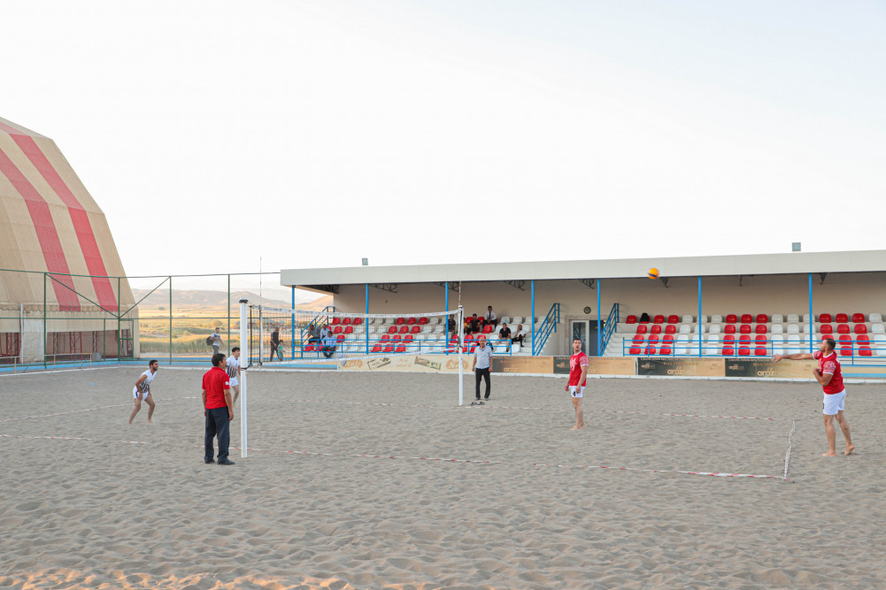 Çimərlik voleybolu üzrə muxtar respublika birinciliyi keçirilib<font color=red> - FOTOLAR</font>