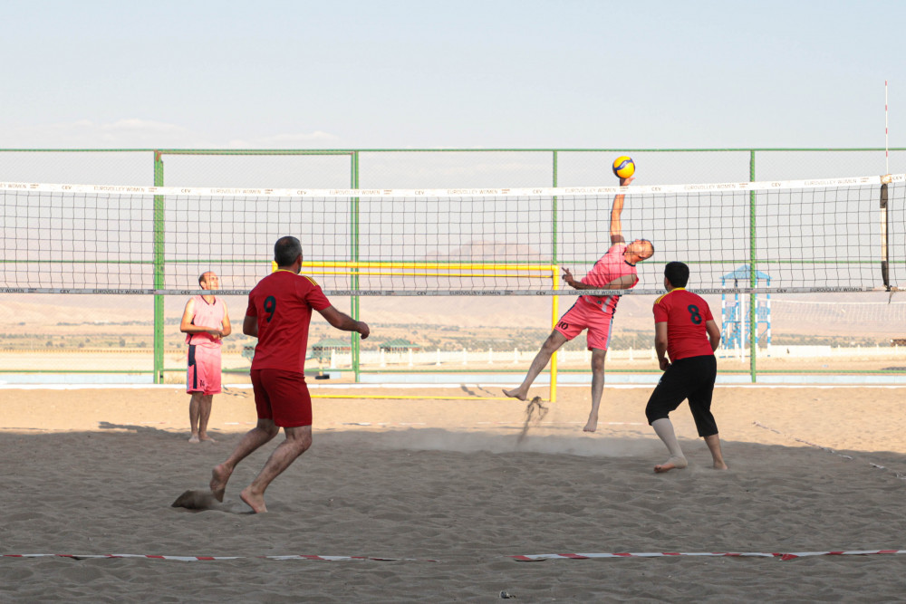Çimərlik voleybolu üzrə muxtar respublika birinciliyi keçirilib<font color=red> - FOTOLAR</font>