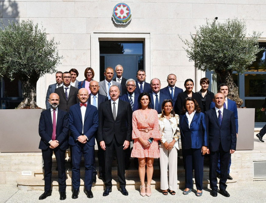 Prezident İlham Əliyev Romada İtaliya-Azərbaycan Universitetinin yaradılması ilə əlaqədar imzalanmış sənədlərin mübadiləsi mərasimində iştirak edib<font color='red'> - YENİLƏNİB</font><font color=red> - FOTOLAR</font>