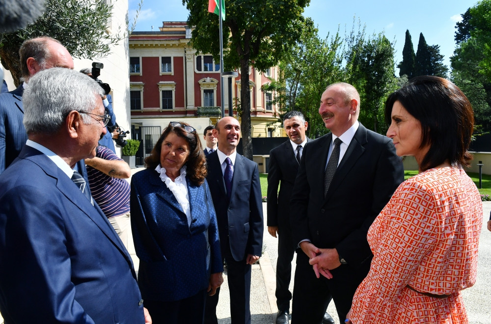Prezident İlham Əliyev Romada İtaliya-Azərbaycan Universitetinin yaradılması ilə əlaqədar imzalanmış sənədlərin mübadiləsi mərasimində iştirak edib<font color='red'> - YENİLƏNİB</font><font color=red> - FOTOLAR</font>