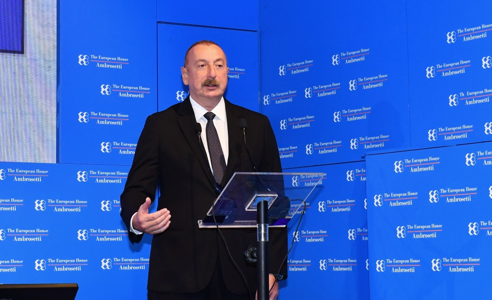 Prezident İlham Əliyev İtaliyanın Çernobbio şəhərində keçirilən beynəlxalq forumda iştirak edir <font color='red'> - YENİLƏNİB</font><font color=red> - FOTOLAR</font>