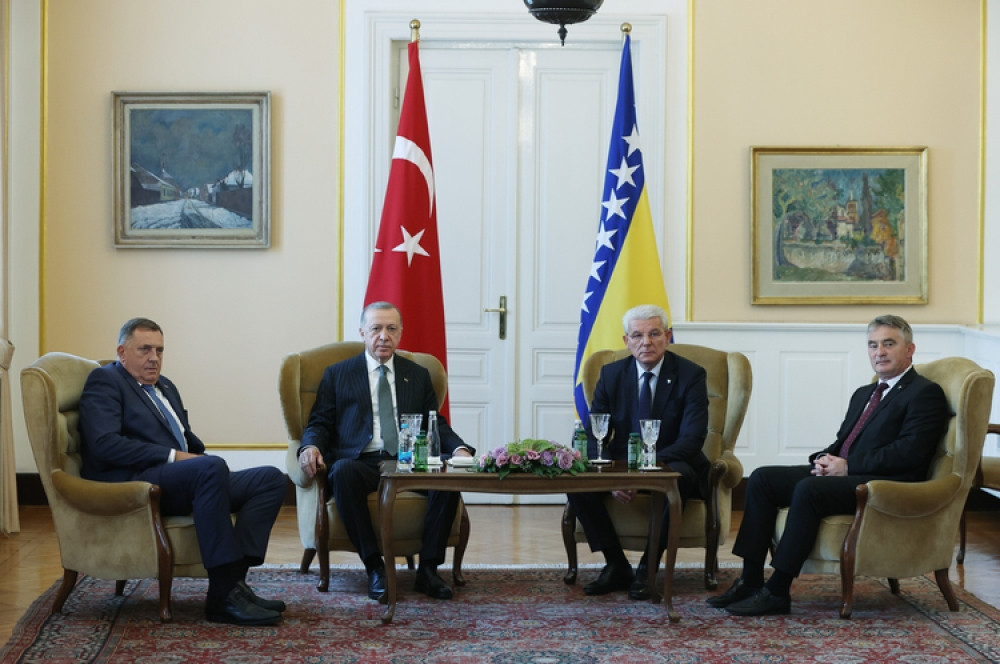 Türkiyə Prezidenti Rəcəb Tayyib Ərdoğan Bosniya və Herseqovinada səfərdədir<font color=red> - FOTOLAR</font>