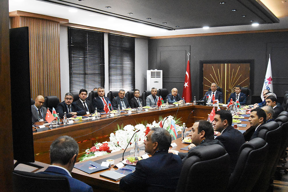 Naxçıvan nümayəndə heyəti Ərzurum şəhərində işgüzar səfərdə olub<font color=red> - FOTOLAR</font>