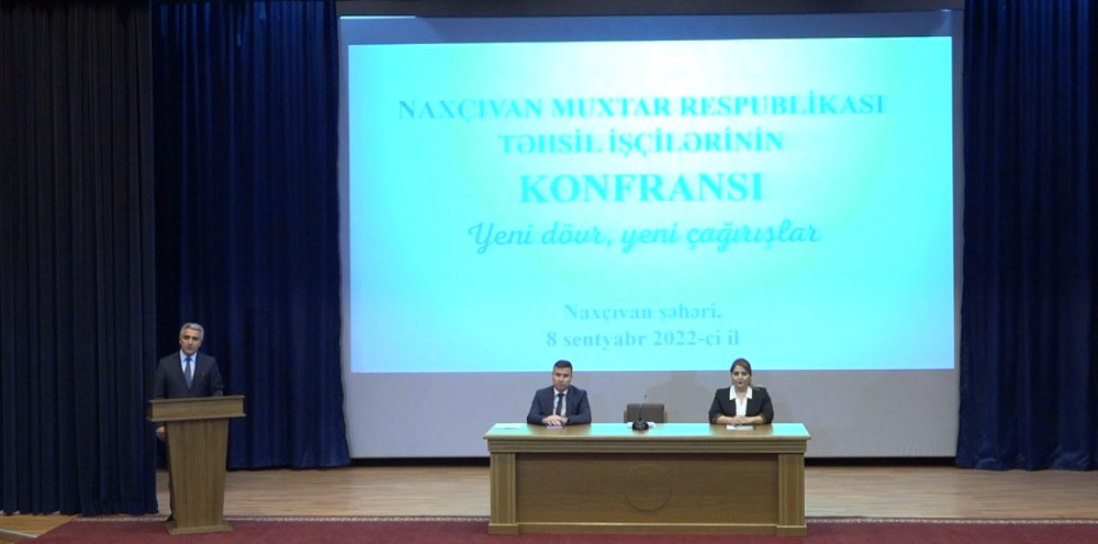 Naxçıvanda təhsil işçilərinin konfransı keçirilib<font color=red> - FOTOLAR</font>