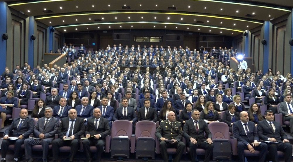 Naxçıvanda təhsil işçilərinin konfransı keçirilib<font color=red> - FOTOLAR</font>