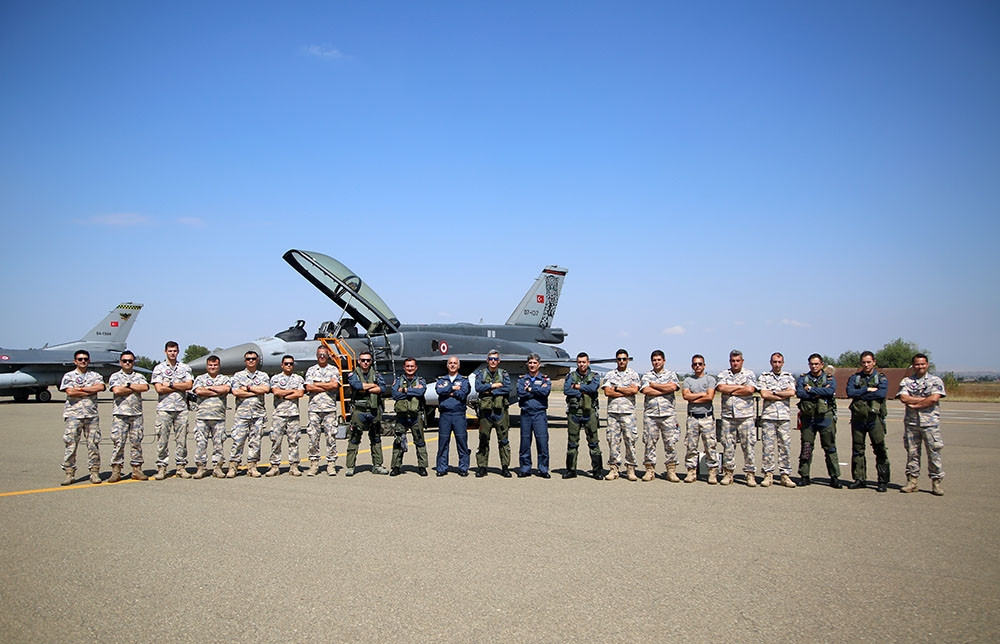“TurAz Qartalı-2022” təlimində iştirak edən aviasiya vasitələri Türkiyəyə qayıdıb<font color=red> - FOTOLAR</font>