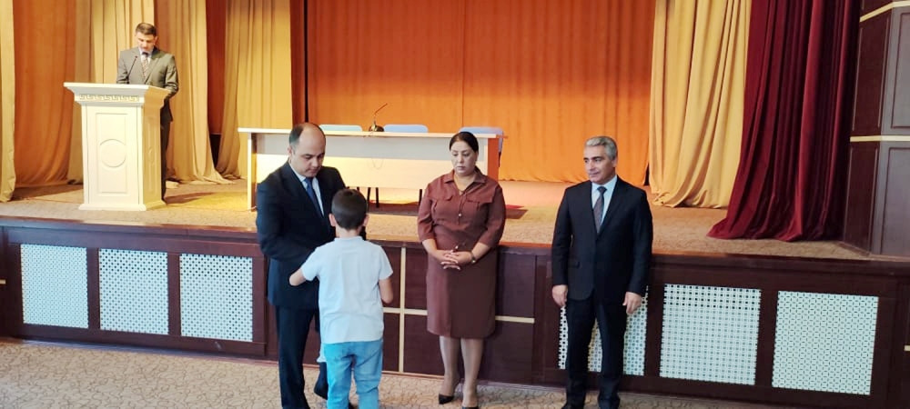 Naxçıvanda sosial qayğıya ehtiyacı olan 559 uşağa məktəbli ləvazimatları verilib<font color=red> - FOTOLAR</font>