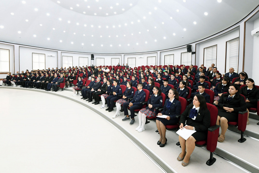 Bilik Günündə Kimya-Biologiya  Təmayüllü Lisey istifadəyə verilib<font color=red> - FOTOLAR</font>