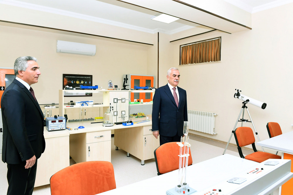 Bilik Günündə Kimya-Biologiya  Təmayüllü Lisey istifadəyə verilib<font color=red> - FOTOLAR</font>