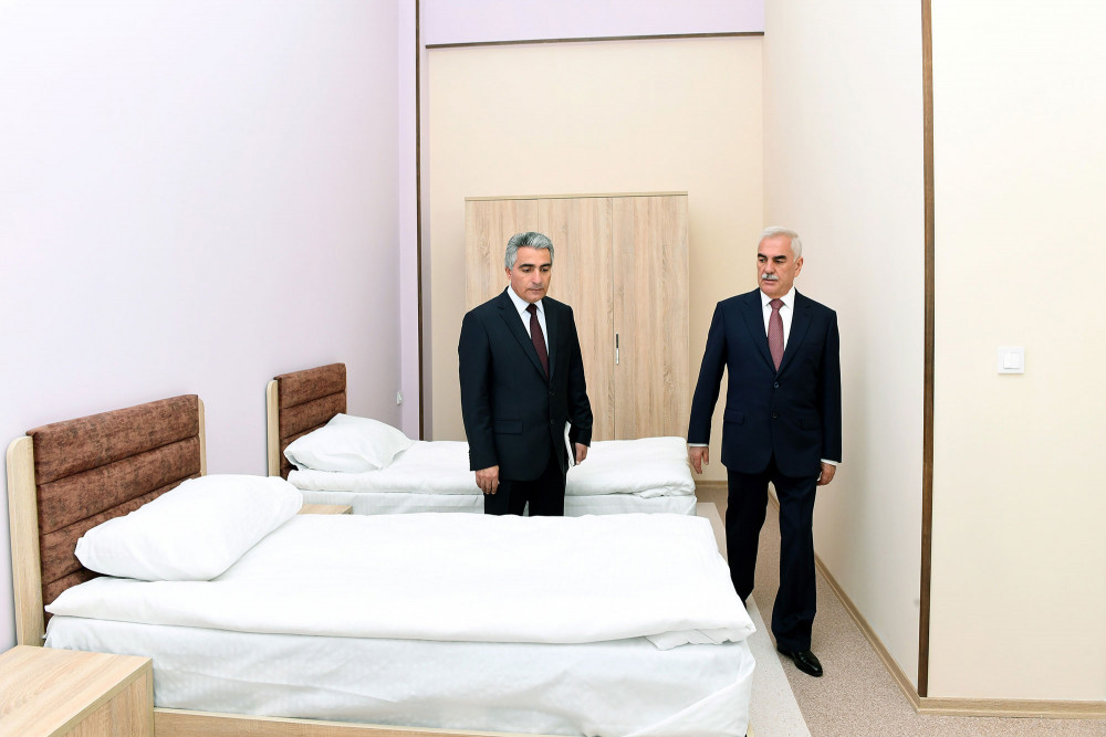 Bilik Günündə Kimya-Biologiya  Təmayüllü Lisey istifadəyə verilib<font color=red> - FOTOLAR</font>