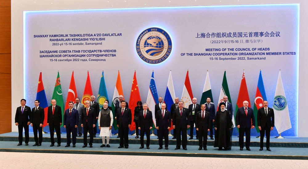 ŞƏT-ə üzv ölkələrin Sammiti başlayıb, Azərbaycan Prezidenti Sammitdə iştirak edir<font color=red> - FOTOLAR</font>
