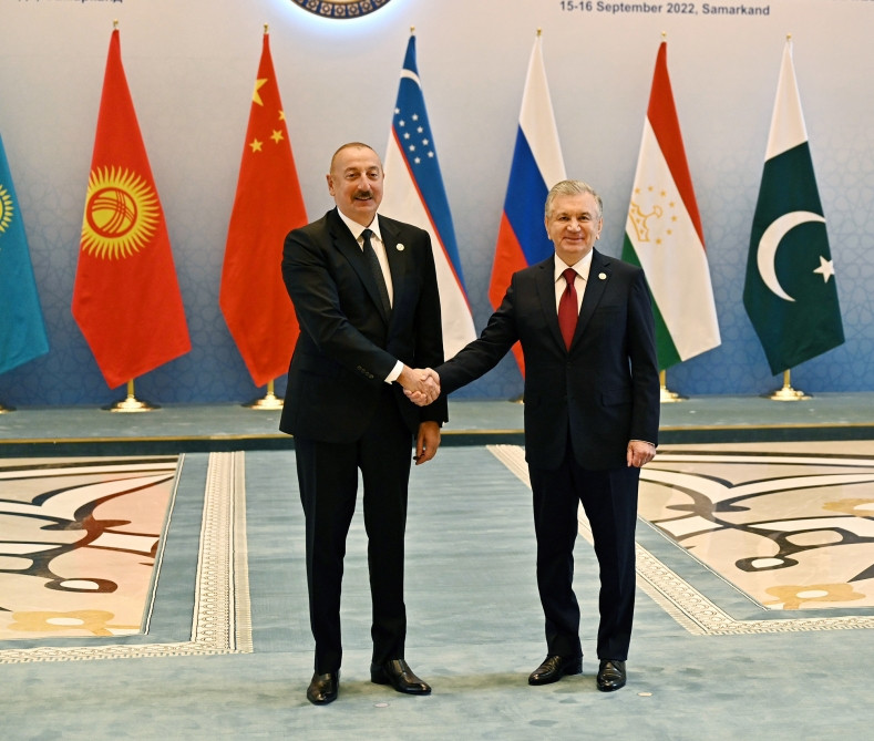 ŞƏT-ə üzv ölkələrin Sammiti başlayıb, Azərbaycan Prezidenti Sammitdə iştirak edir<font color=red> - FOTOLAR</font>