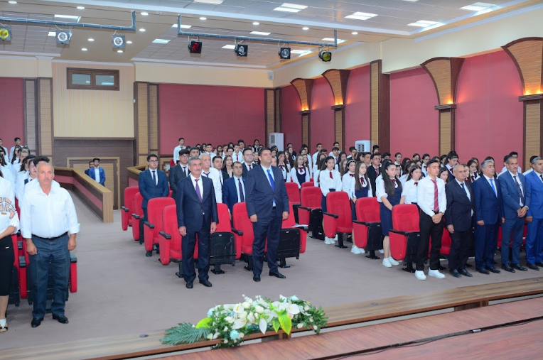 Naxçıvan Dövlət Universitetinə yüksək balla qəbul olan tələbələrlə görüş keçirilib<font color=red> - FOTOLAR</font>