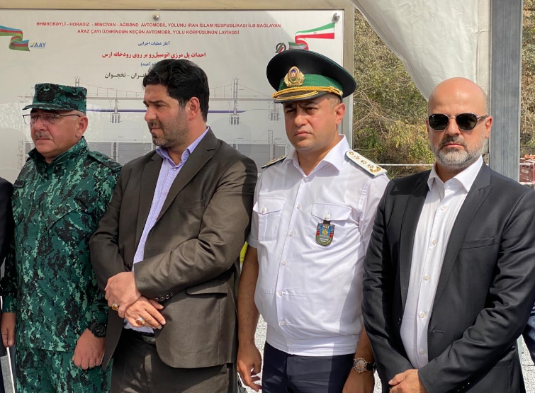 Şərqi Zəngəzur iqtisadi rayonu ərazisində İranla dövlət sərhədində Ağbənd avtomobil yolu körpüsünün təməli qoyulub<font color=red> - FOTOLAR</font>