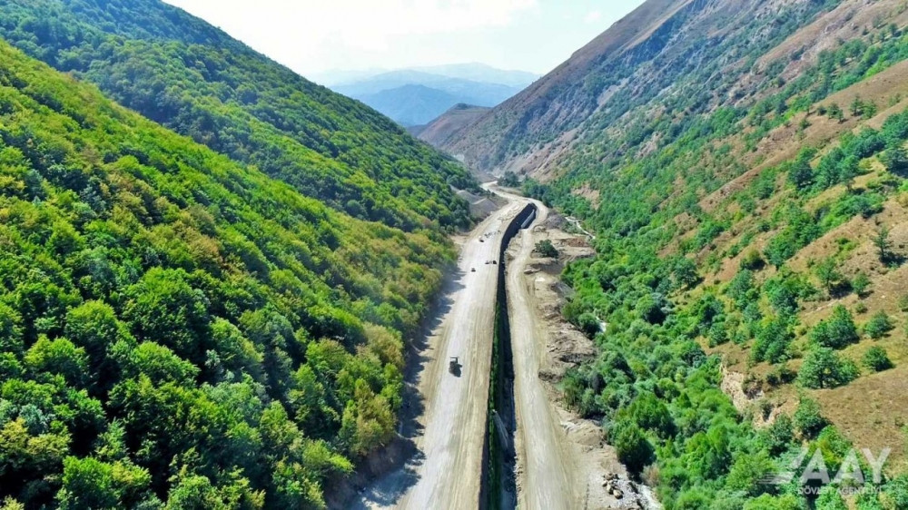 Toğanalı-Kəlbəcər-İstisu yolunun və Murovdağ tunelinin inşası davam etdirilir<font color=red> - FOTOLAR</font>