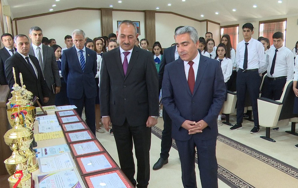 Naxçıvan Dövlət Texniki Kollecində məzun və tələbələrlə  görüş keçirilib<font color=red> - FOTOLAR</font>