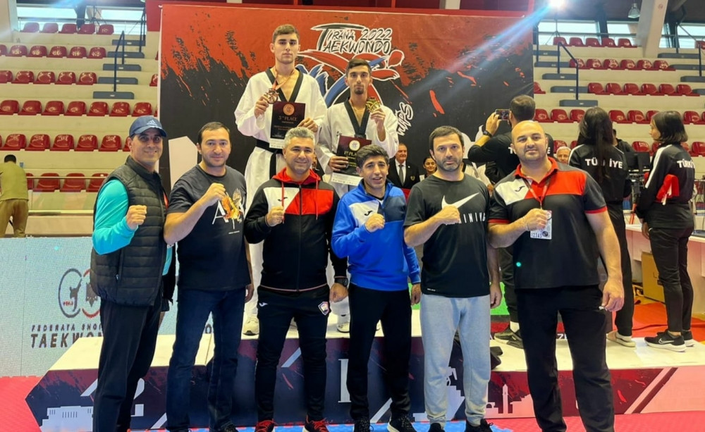 Azərbaycan taekvondoçusu Avropa çempionu olub<font color=red> - FOTOLAR</font>
