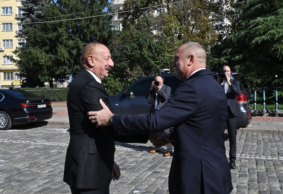Prezident İlham Əliyevin Sofiyada rəsmi qarşılanma mərasimi olub<font color=red> - FOTOLAR</font>