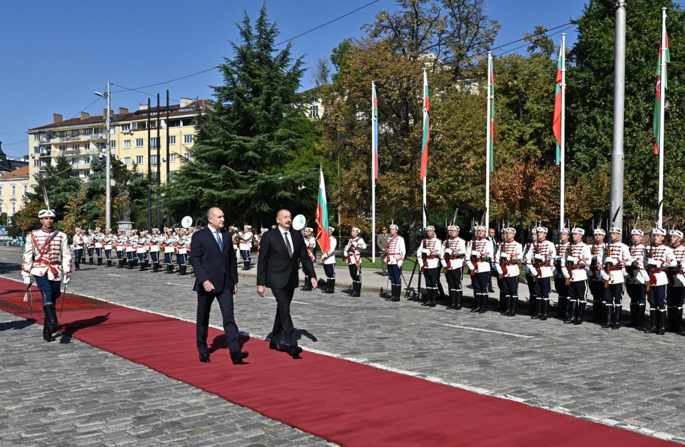 Prezident İlham Əliyevin Sofiyada rəsmi qarşılanma mərasimi olub<font color=red> - FOTOLAR</font>