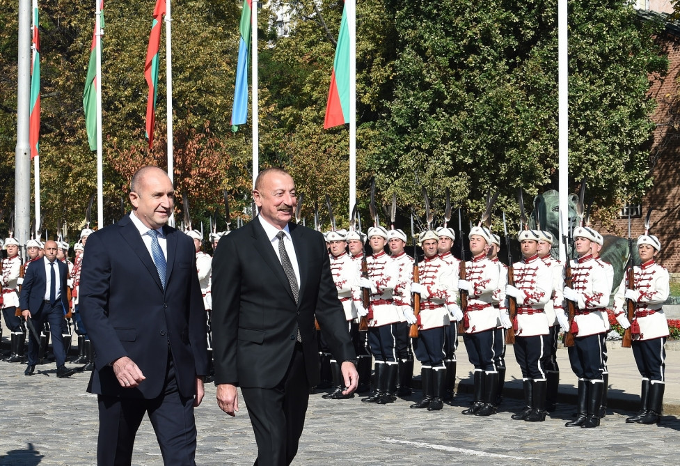 Prezident İlham Əliyevin Sofiyada rəsmi qarşılanma mərasimi olub<font color=red> - FOTOLAR</font>