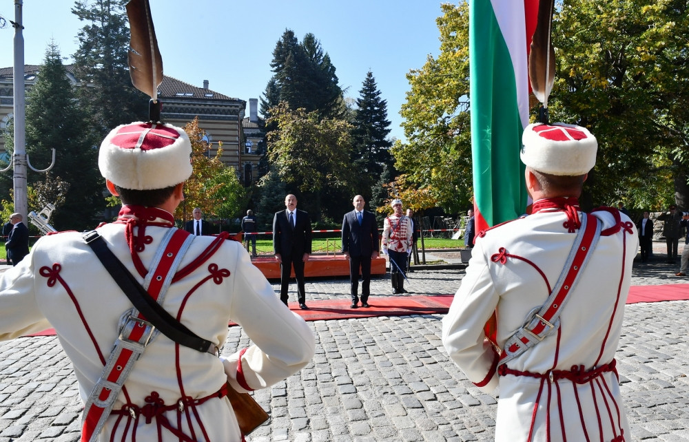 Prezident İlham Əliyevin Sofiyada rəsmi qarşılanma mərasimi olub<font color=red> - FOTOLAR</font>