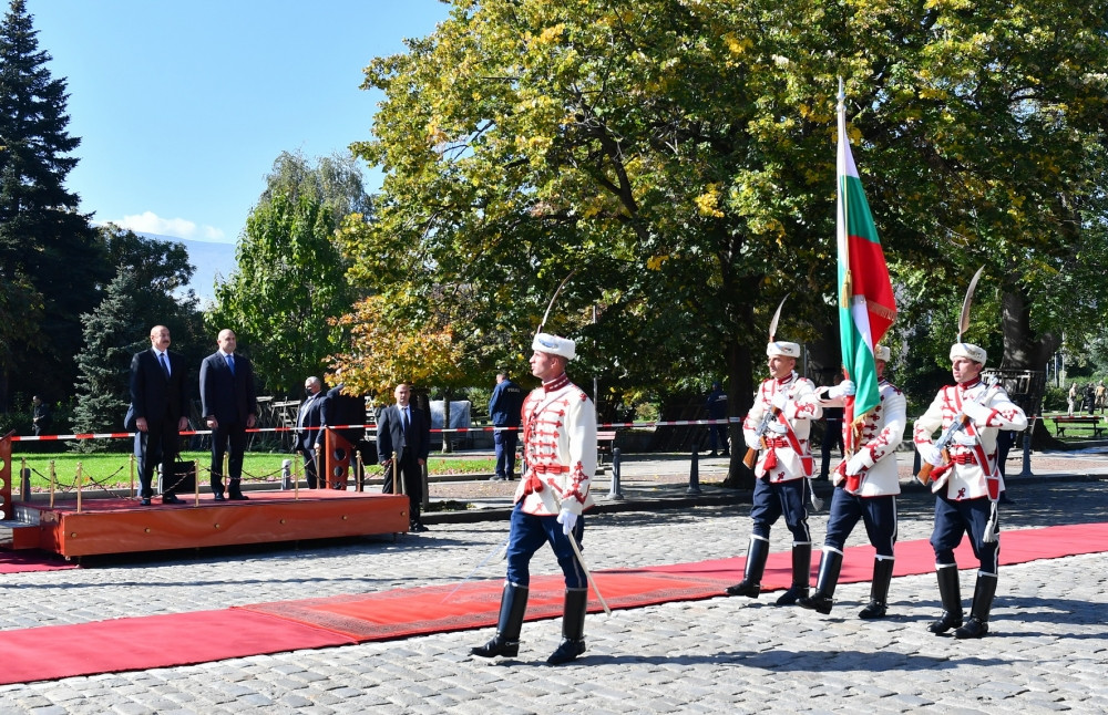 Prezident İlham Əliyevin Sofiyada rəsmi qarşılanma mərasimi olub<font color=red> - FOTOLAR</font>