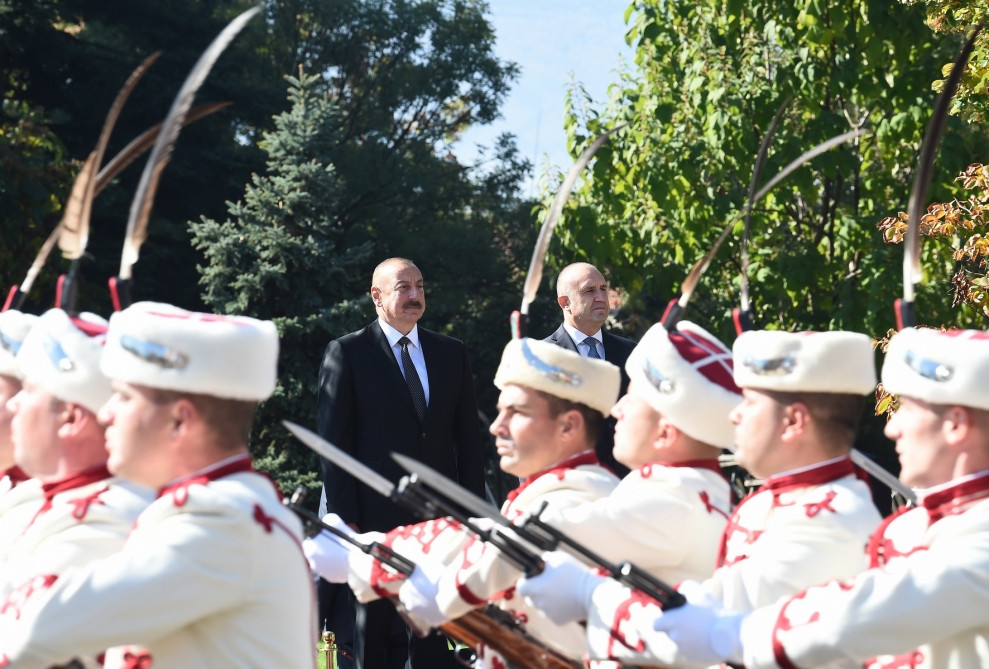 Prezident İlham Əliyevin Sofiyada rəsmi qarşılanma mərasimi olub<font color=red> - FOTOLAR</font>