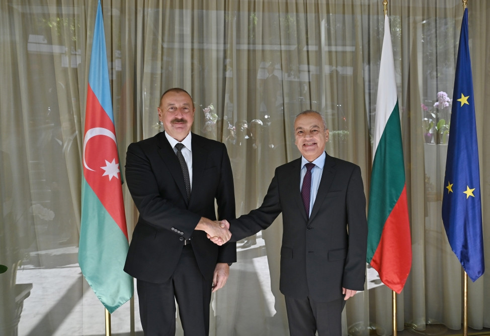 Prezident İlham Əliyevin şərəfinə nahar verilib<font color='red'> - YENİLƏNİB</font><font color=red> - FOTOLAR</font>