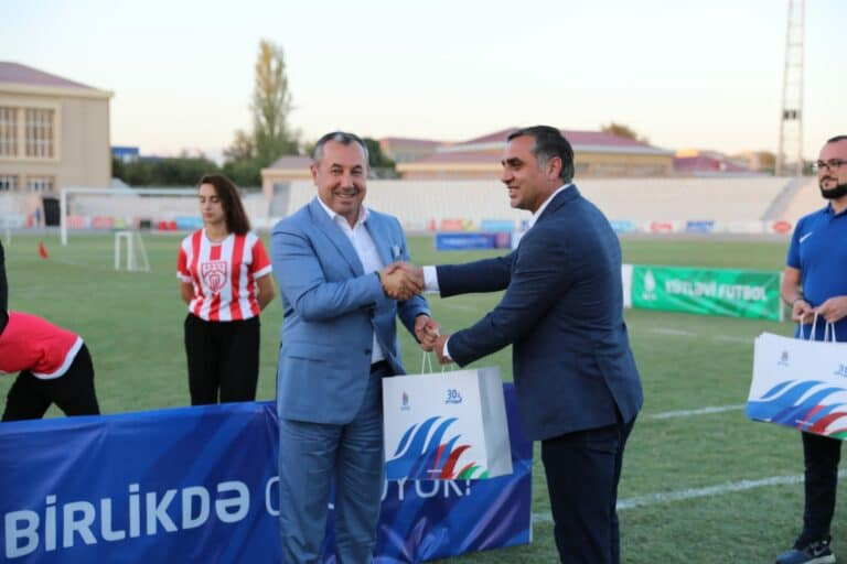 Naxçıvanda “Kütləvi futbol həftəsi” layihəsi həyata keçirilib <font color=red> - FOTOLAR</font>
